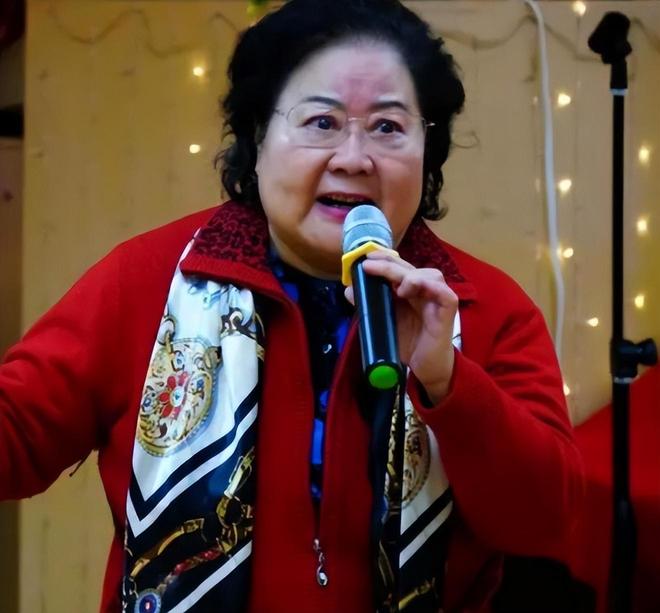 多名演员留美的她不还是选择回国国外洗碗都比国内收入高？带30(图6)