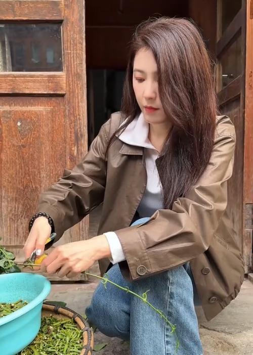 多名演员留美的她不还是选择回国国外洗碗都比国内收入高？带30(图7)