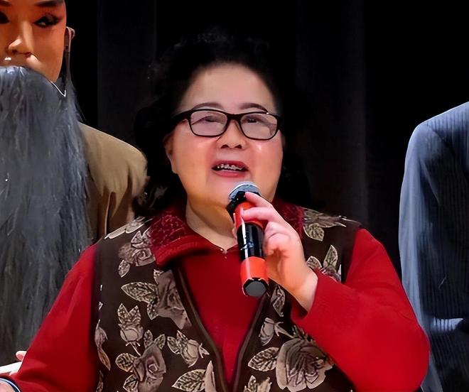 多名演员留美的她不还是选择回国国外洗碗都比国内收入高？带30(图10)